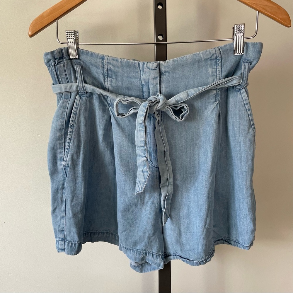 Dynamite Paperbag High Waisted Shorts Belted Blue 100% Tencel Size Medium